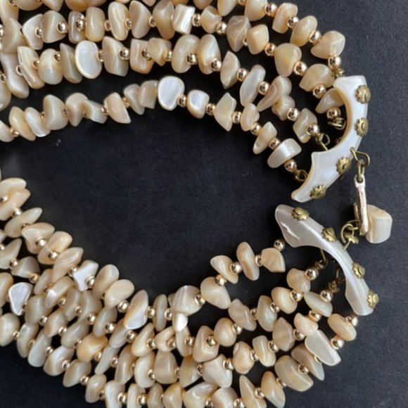 MID-CENTURY Handmade JAPANESE 4 Strand ABALONE SHARD CHOKER + CLASP NECKLACE - Picture 9 of 11